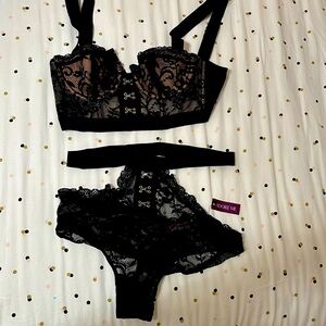 Adore me lingerie